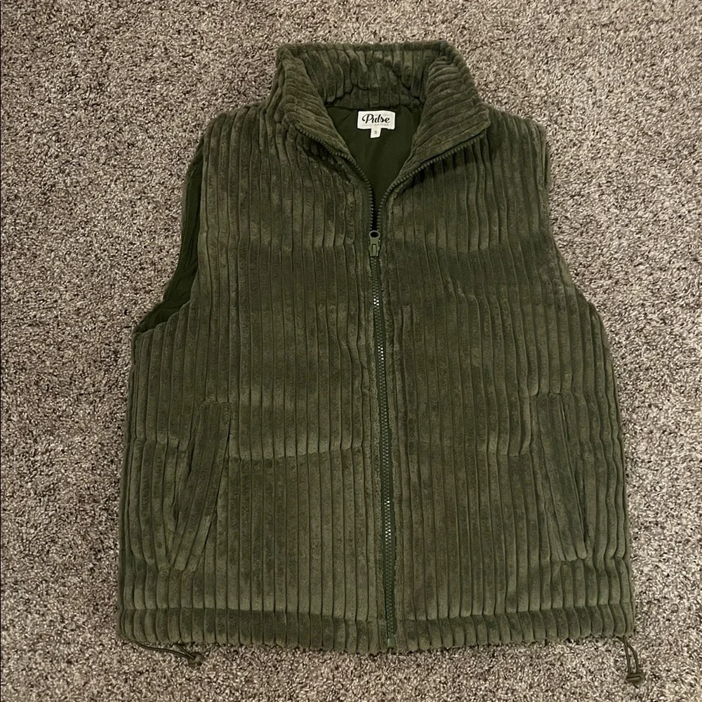 Pulse Boutique Olive Green Corduroy Vest - Picture 2 of 6